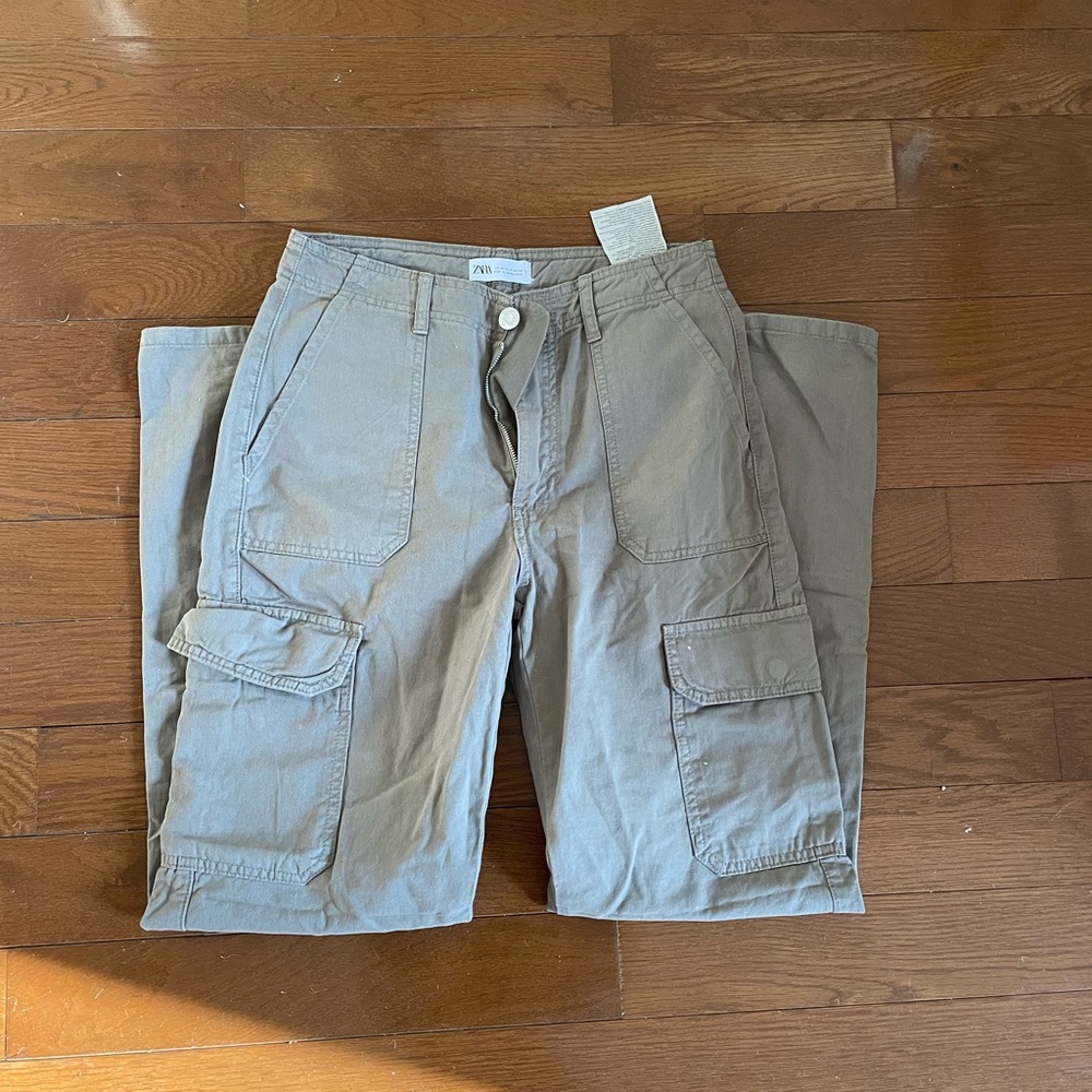 Women’s Green Low-Rise Cargo Pants